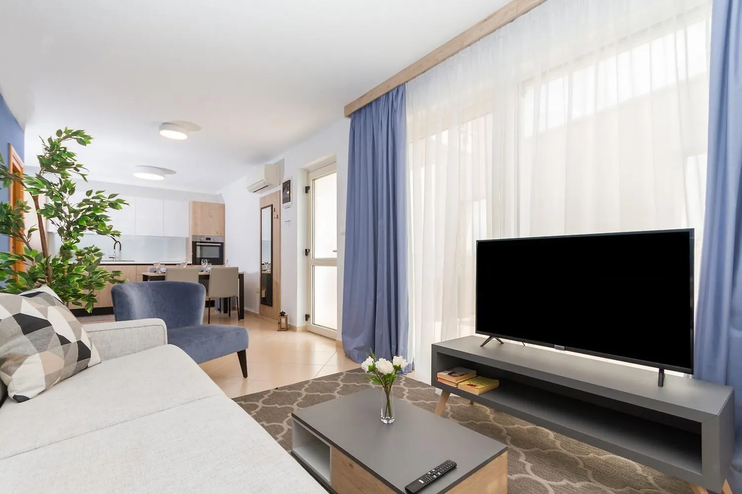 Apartment Domus Lauri Garden Palace II Umag Croatia